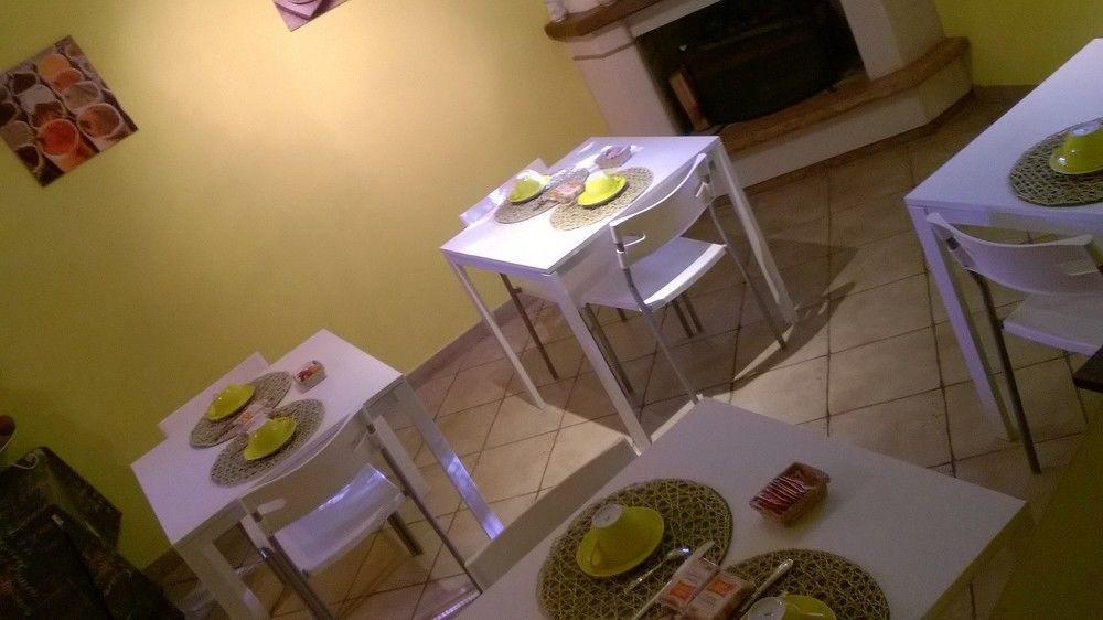Hotel La Villetta Фьюмичино Экстерьер фото