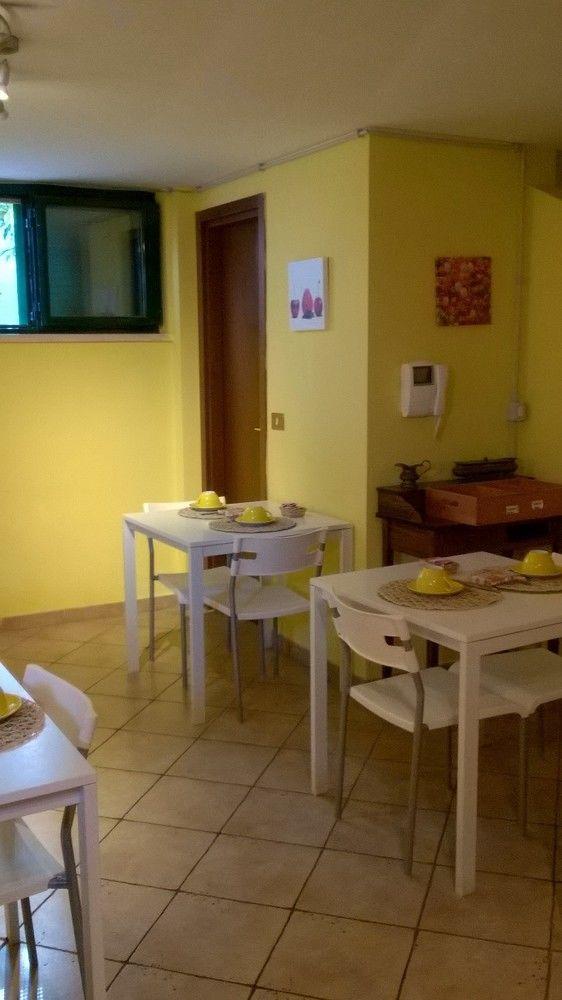 Hotel La Villetta Фьюмичино Экстерьер фото