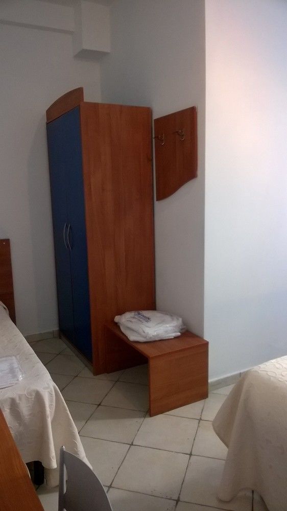 Hotel La Villetta Фьюмичино Экстерьер фото